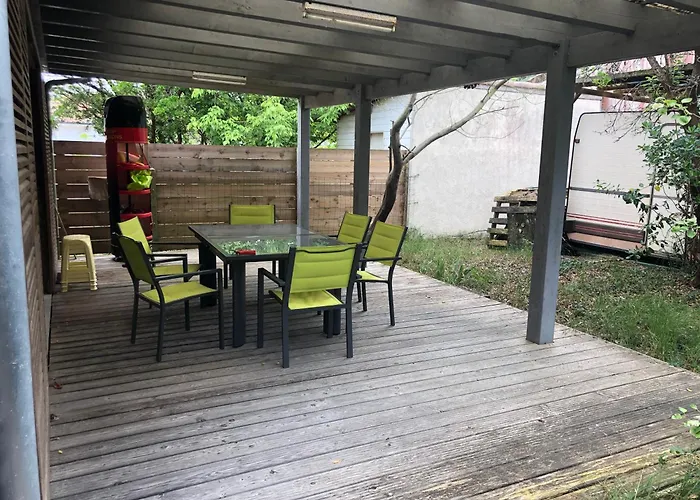 Le De Piqueyrote بيت للعطل *